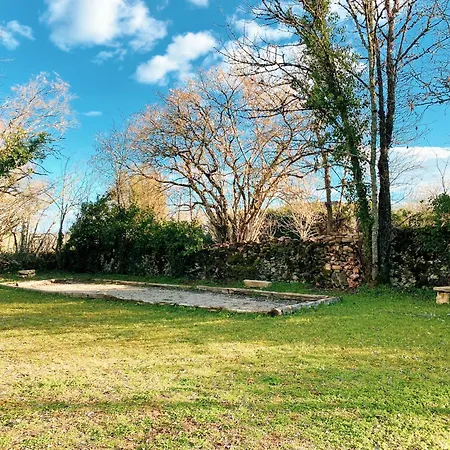 Mas Parenthese - Et Table D'hotes Bed & Breakfast 3*