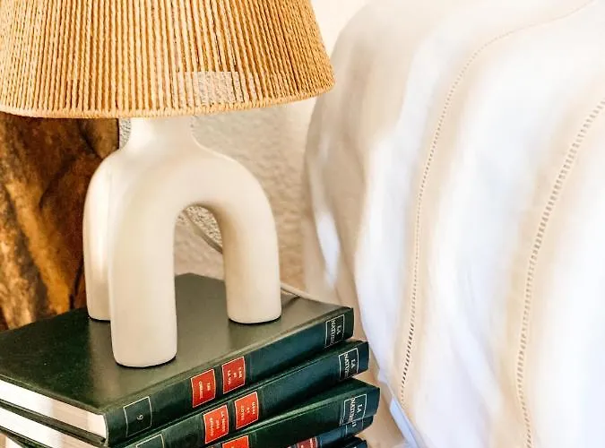 Mas Parenthese - Et Table D'hotes Bed and Breakfast Loze