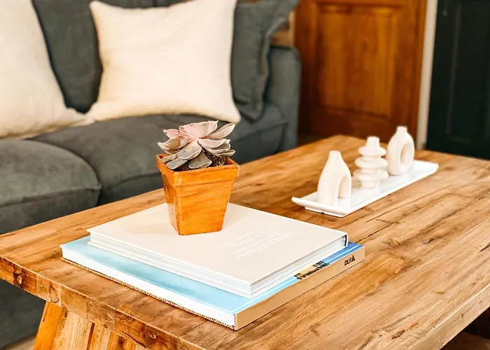 Mas Parenthese - Et Table D'hotes Bed and Breakfast 3*