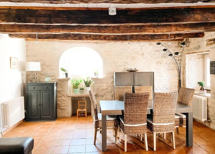 Bed and Breakfast Mas Parenthese - Et Table D'hotes 3*